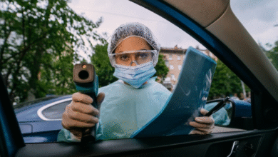 What Is A Driver Medical And Why Is It Important? Guide 5 Doctor doing driver medical assessment